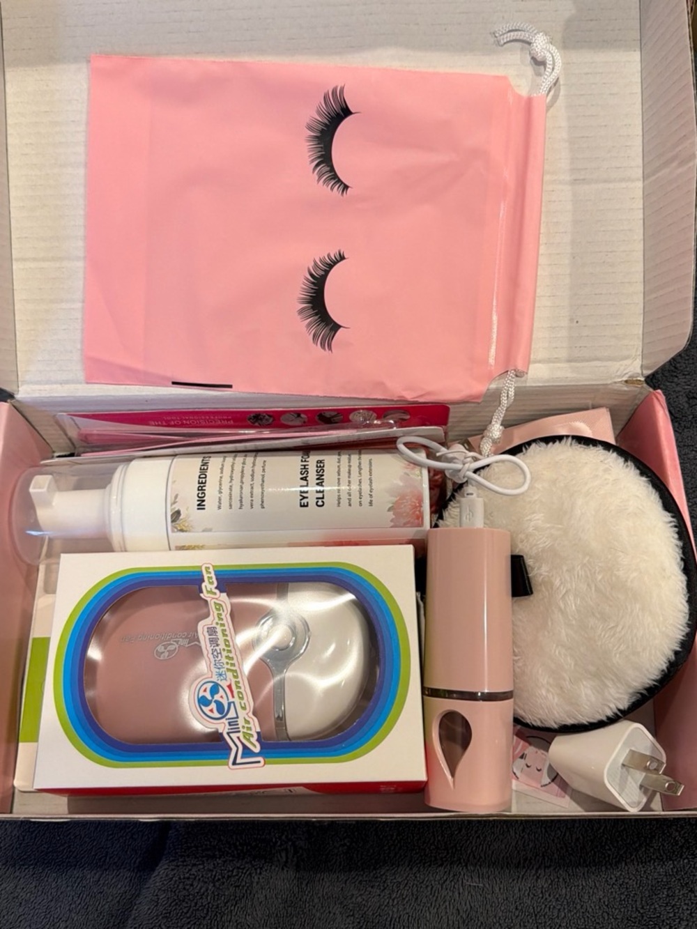 Pink Women’s Eyelash Kit - Pink Lashes & Accessories